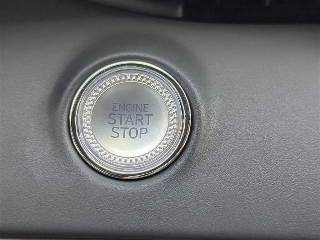 Used 2025 Genesis GV70 3.5T Sport w/ Sport Advanced Package image 30