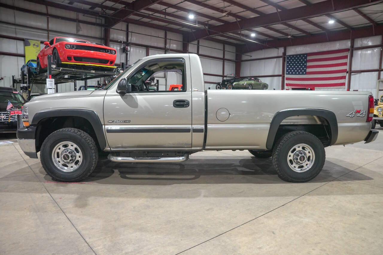 Used 2001 Chevrolet Silverado 2500 4x4 Regular Cab image 4