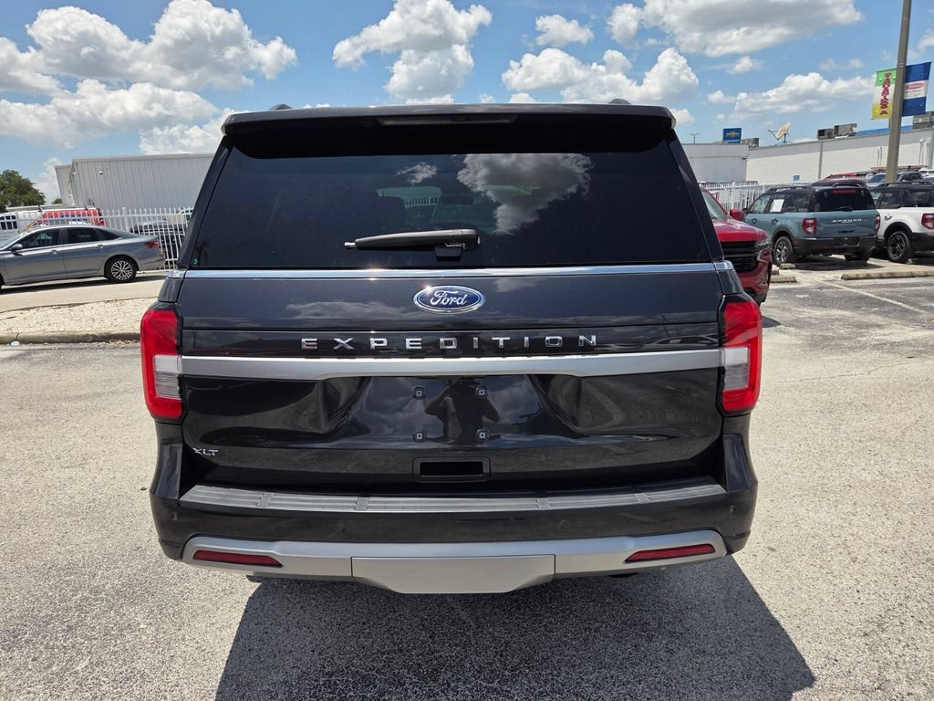 Used 2022 Ford Expedition XLT RWD image 13
