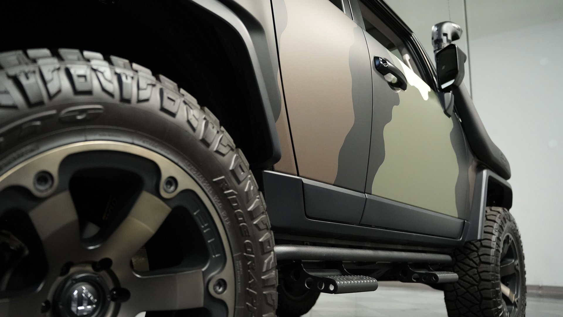 Used 2011 Toyota FJ Cruiser 4WD image 25