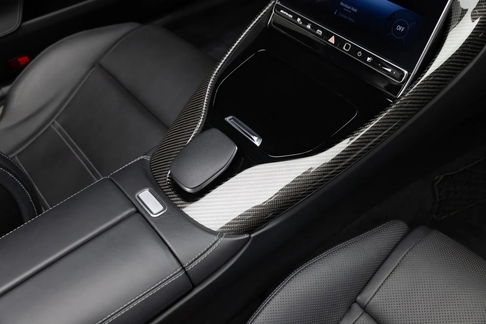 Used 2022 Mercedes-Benz SL 63 AMG 4MATIC w/ AMG Aerodynamic Package image 24