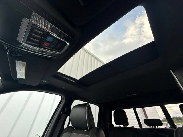 Used 2026 RAM 3500 Laramie AWD/4WD image 44