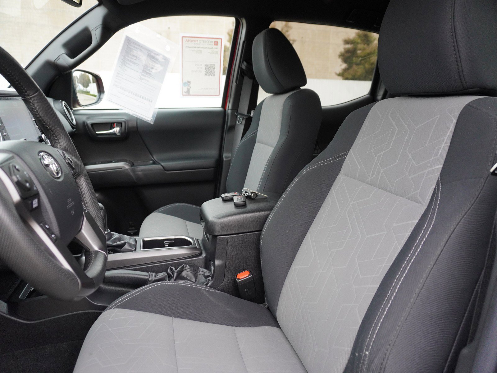 Used 2023 Toyota Tacoma TRD Off-Road image 22