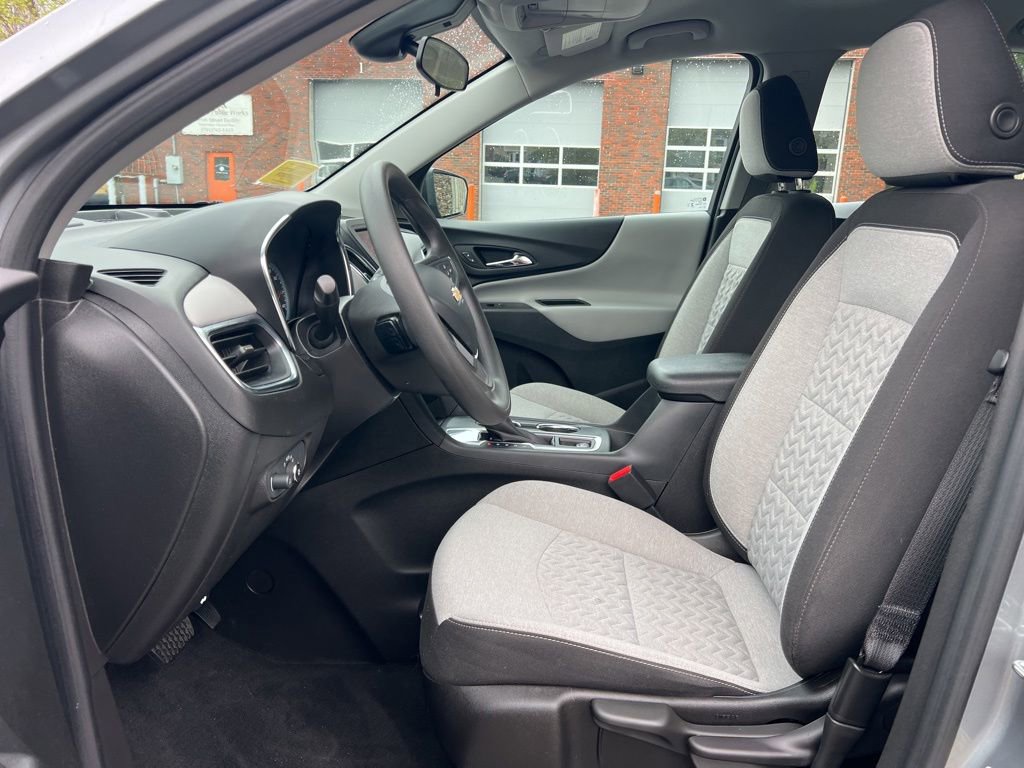 Used 2023 Chevrolet Equinox LS FWD image 13