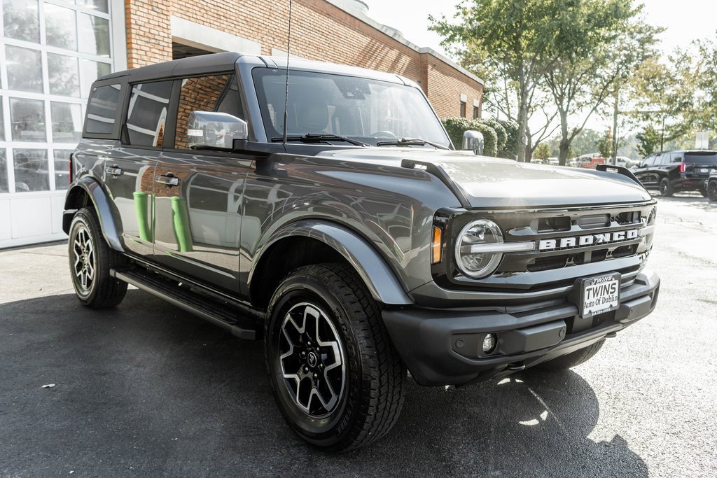 Used 2022 Ford Bronco Outer Banks image 5