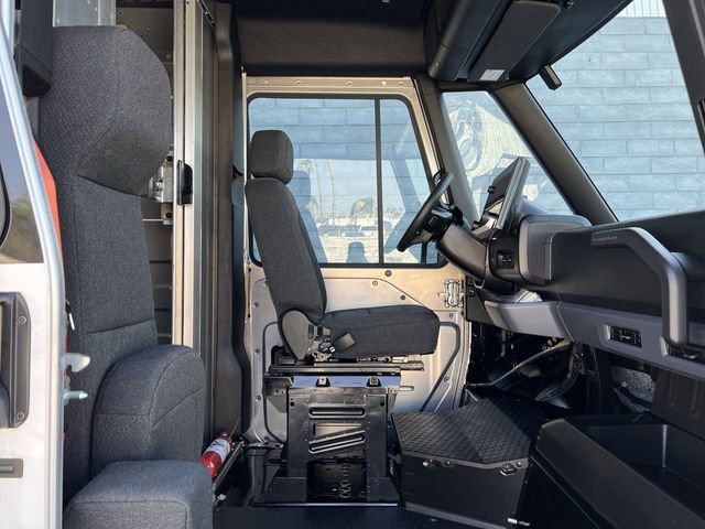 Used 2024 Chevrolet Brightdrop 400 w/ Commercial Equipment Package image 26