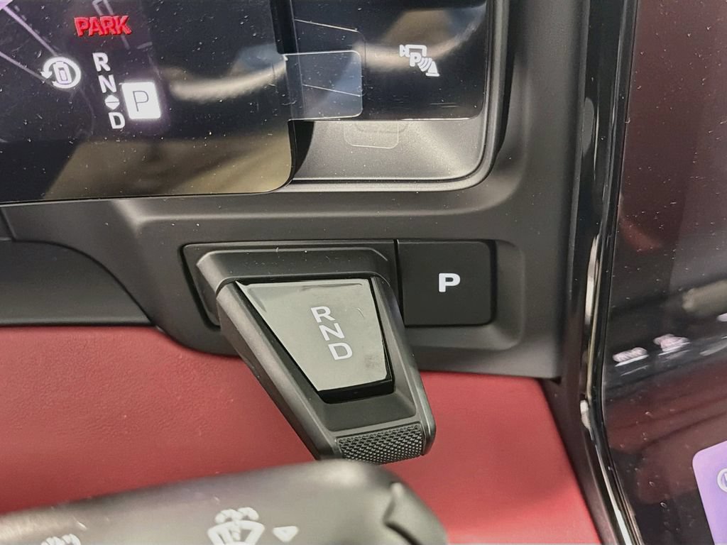 New 2026 Porsche Cayenne Electric AWD/4WD image 19