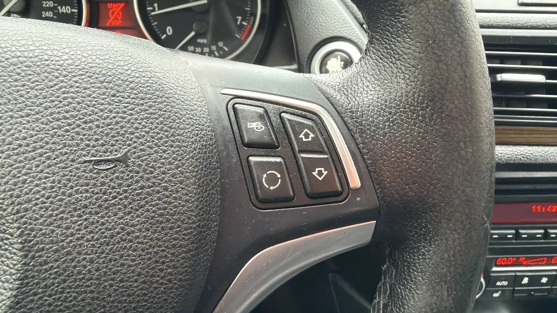 Used 2013 BMW X1 xDrive28i AWD/4WD image 11