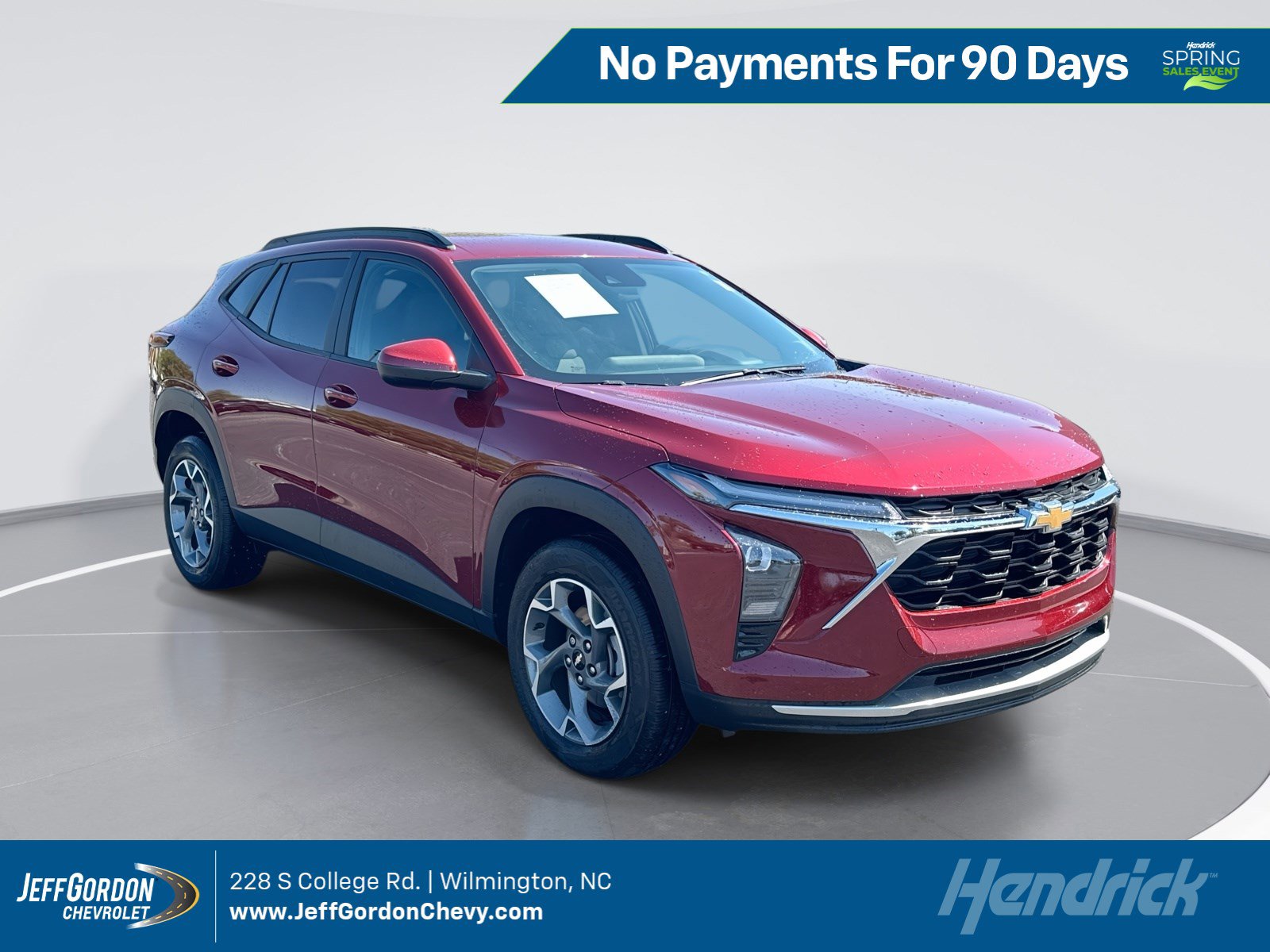 Used 2024 Chevrolet Trax LT w/ Driver Confidence Package image 1