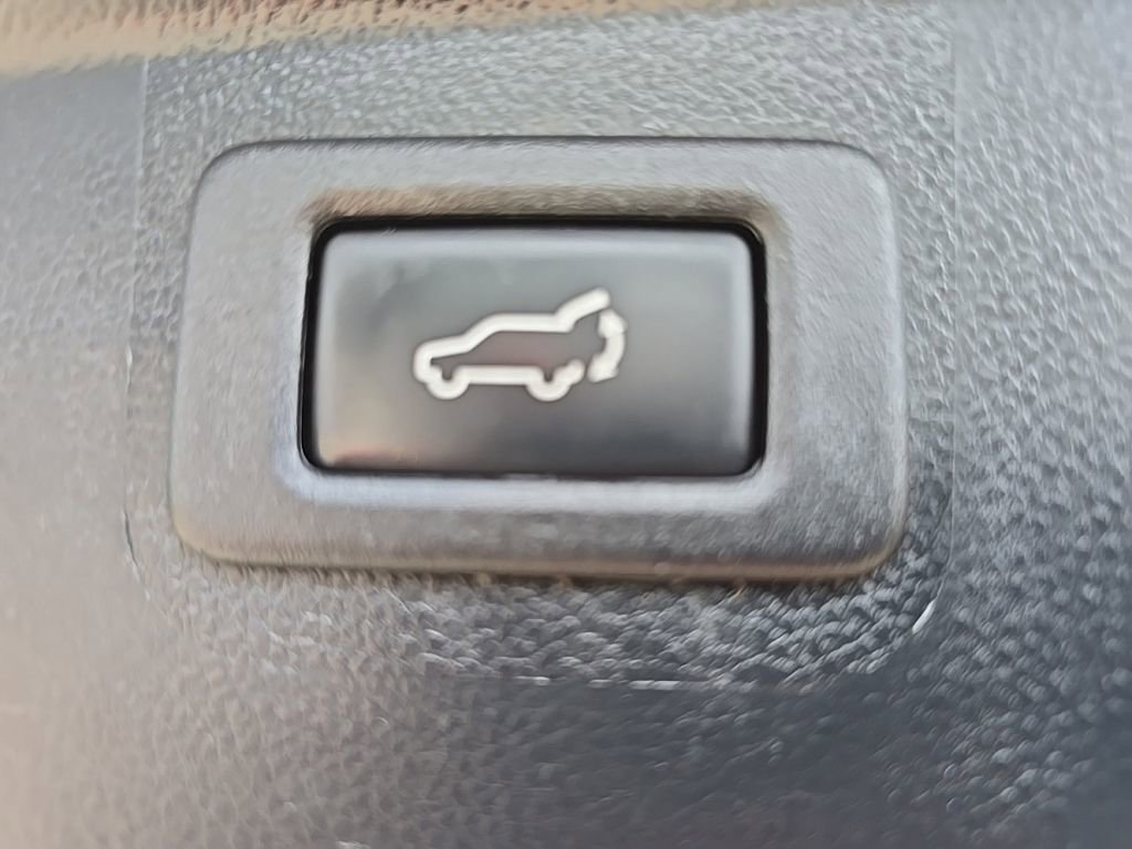 Used 2016 Subaru Outback 2.5i Premium AWD/4WD image 28