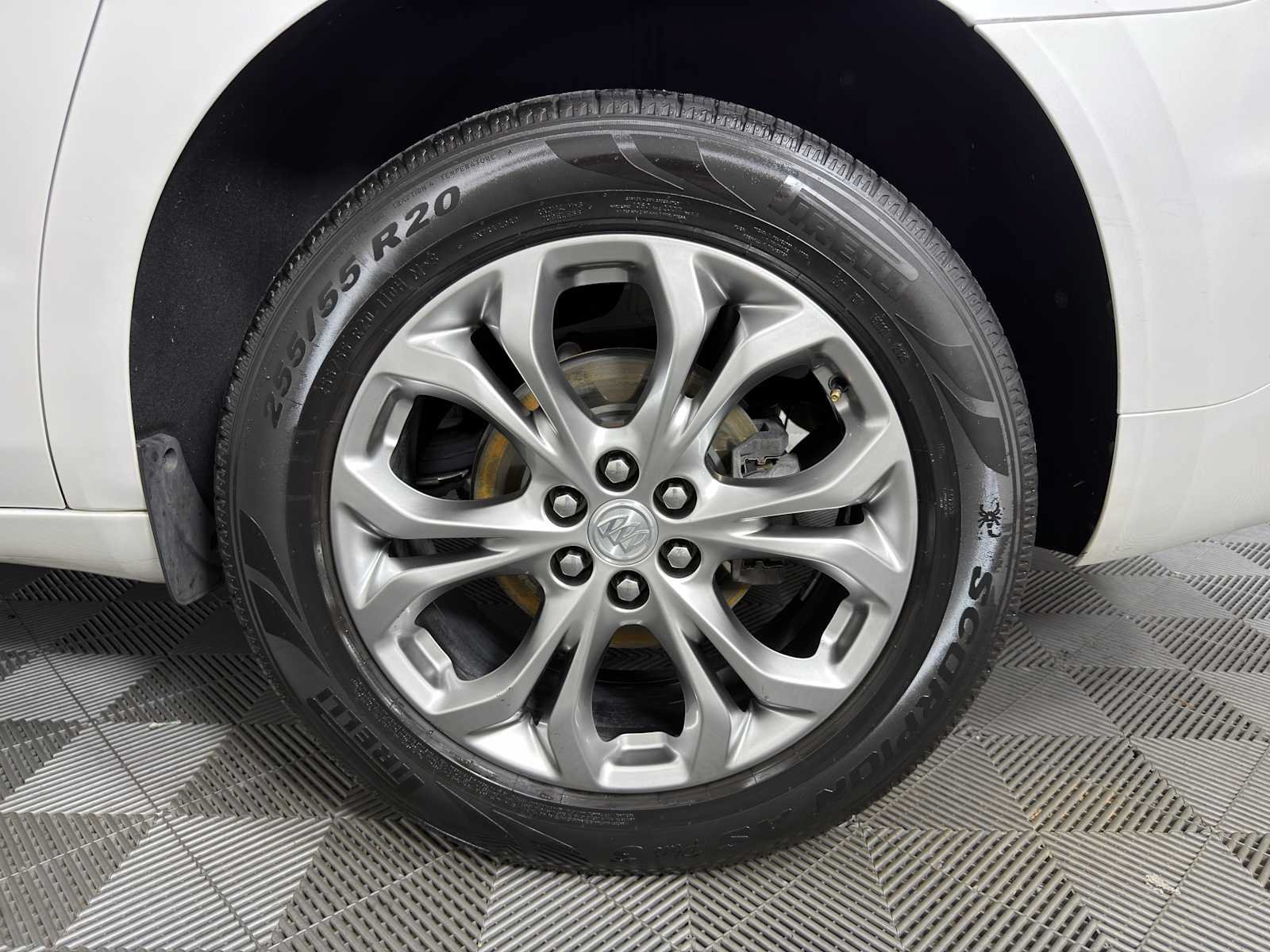 Used 2021 Buick Enclave Avenir w/ Avenir Technology Package FWD image 20