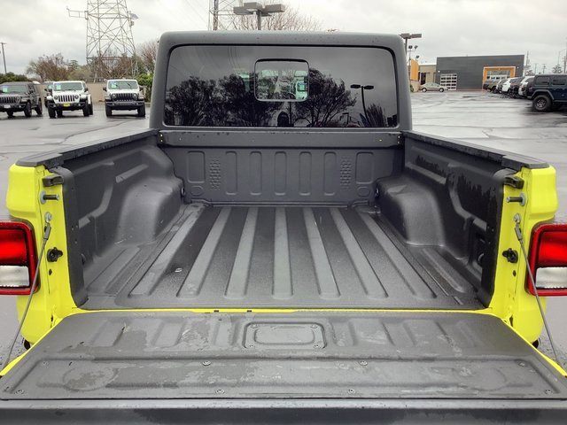 Used 2023 Jeep Gladiator Mojave w/ Trailer Tow Package image 31