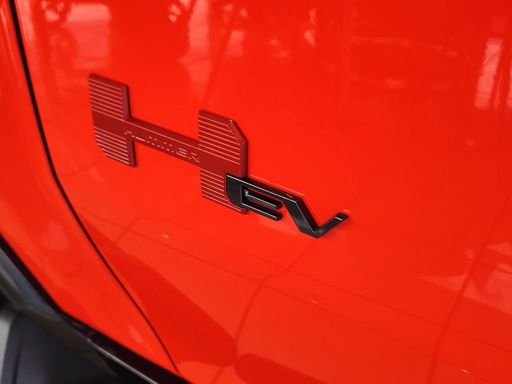 New 2025 GMC Hummer EV 3X w/ LPO, Illumination Package image 25