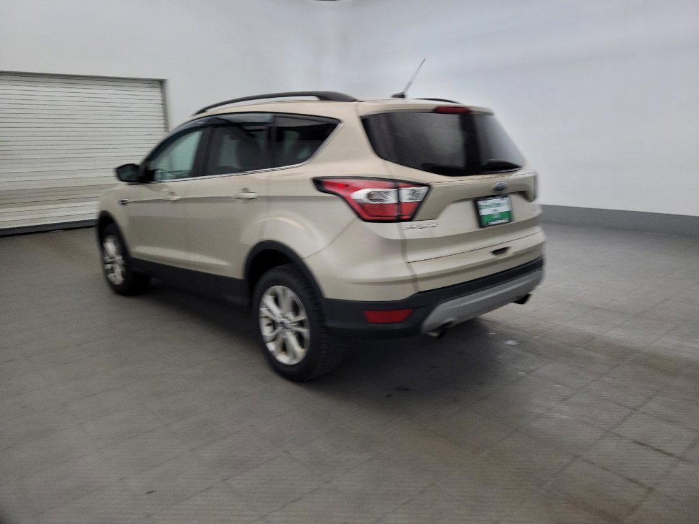 Used 2018 Ford Escape SE AWD/4WD image 5