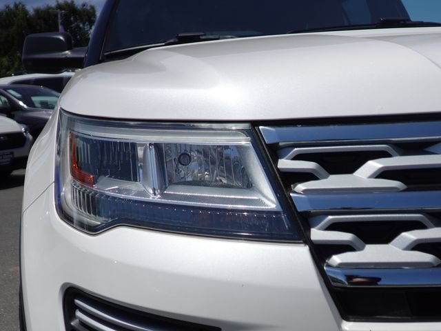 Used 2019 Ford Explorer XLT w/ Class III Trailer Tow Package FWD image 3