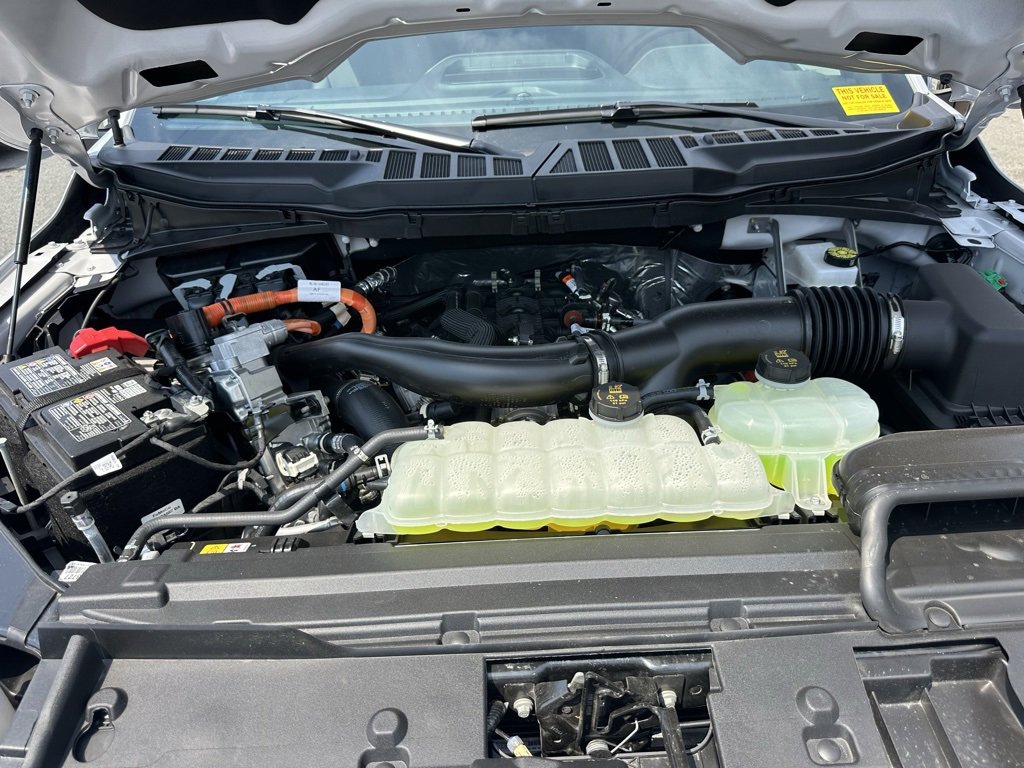 Used 2025 Ford F150 Lariat w/ Equipment Group 501A Mid image 35