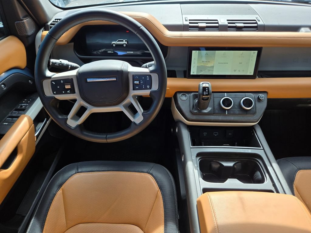 Used 2024 Land Rover Defender 110 X-Dynamic SE AWD/4WD image 18