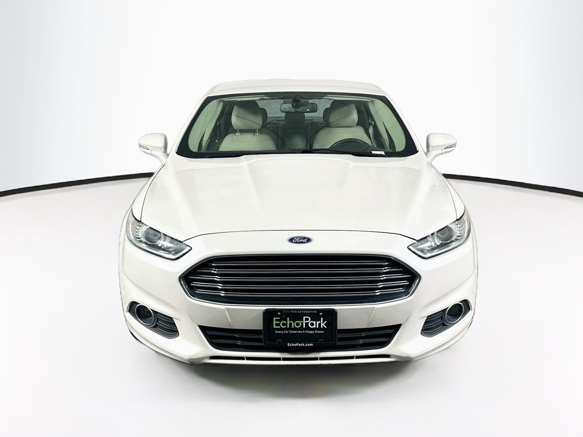 Used 2014 Ford Fusion SE w/ Equipment Group 502A FWD image 2