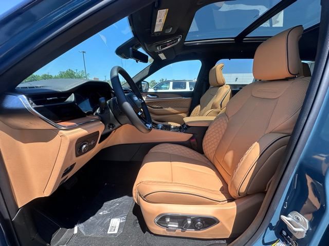 New 2026 Jeep Grand Cherokee L Summit AWD/4WD image 23