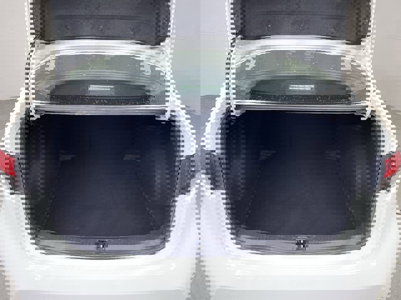 Used 2022 Toyota Corolla LE image 20