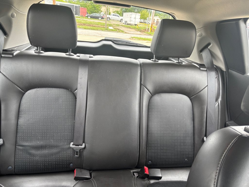 Used 2014 Chevrolet Sonic LTZ FWD image 10