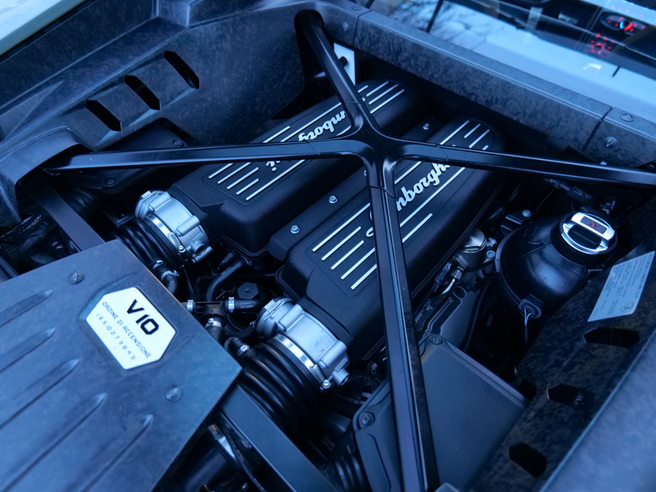 Used 2015 Lamborghini Huracan LP 610-4 image 55