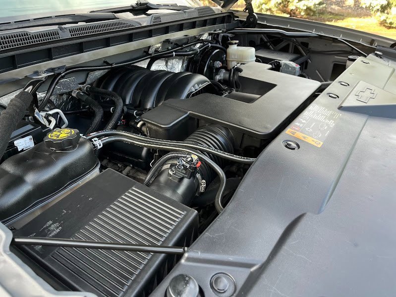 Used 2017 Chevrolet Silverado 1500 High Country image 34