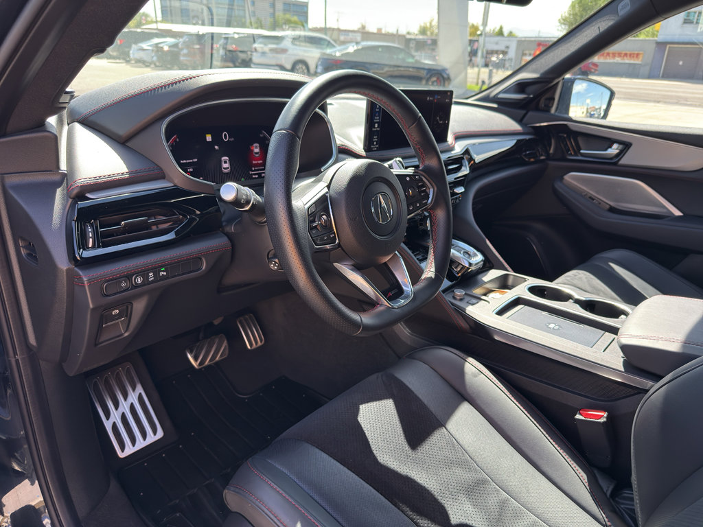 Used 2025 Acura MDX A-Spec image 14