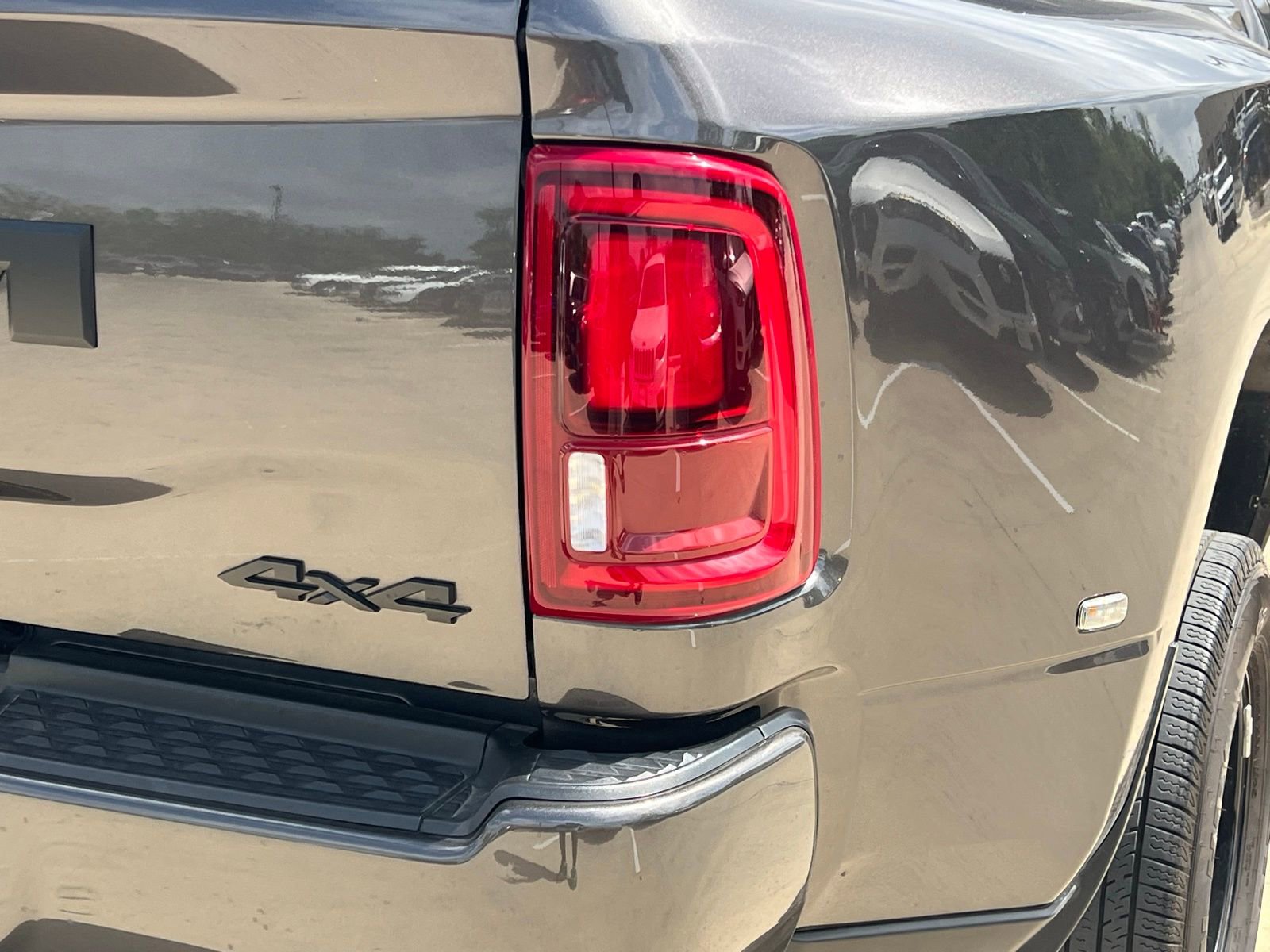 Used 2025 RAM 3500 Lone Star image 15