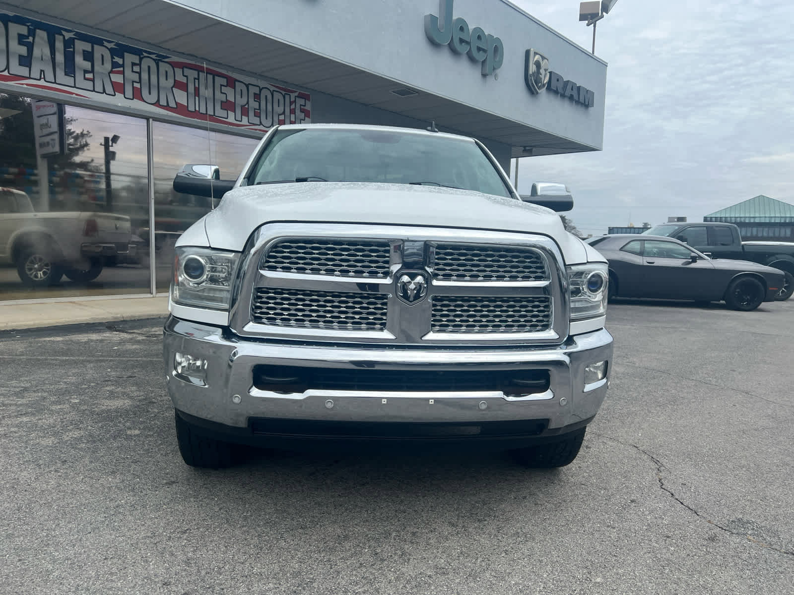 Used 2016 RAM 2500 Laramie w/ Convenience Group image 3