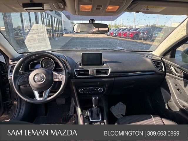 Used 2015 MAZDA MAZDA3 i Touring w/ Technology Package FWD image 18