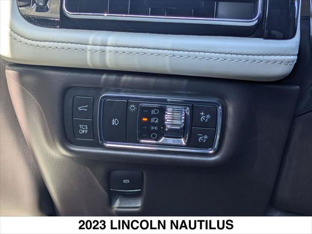 Certified 2023 Lincoln Nautilus Black Label w/ Class II Trailer Tow Package AWD/4WD image 20