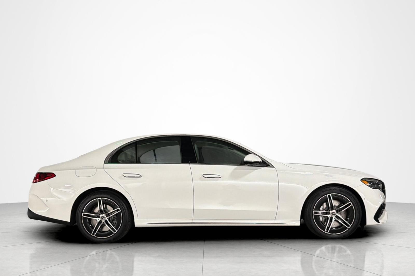 New 2027 Mercedes-Benz E 450 4MATIC Sedan image 6