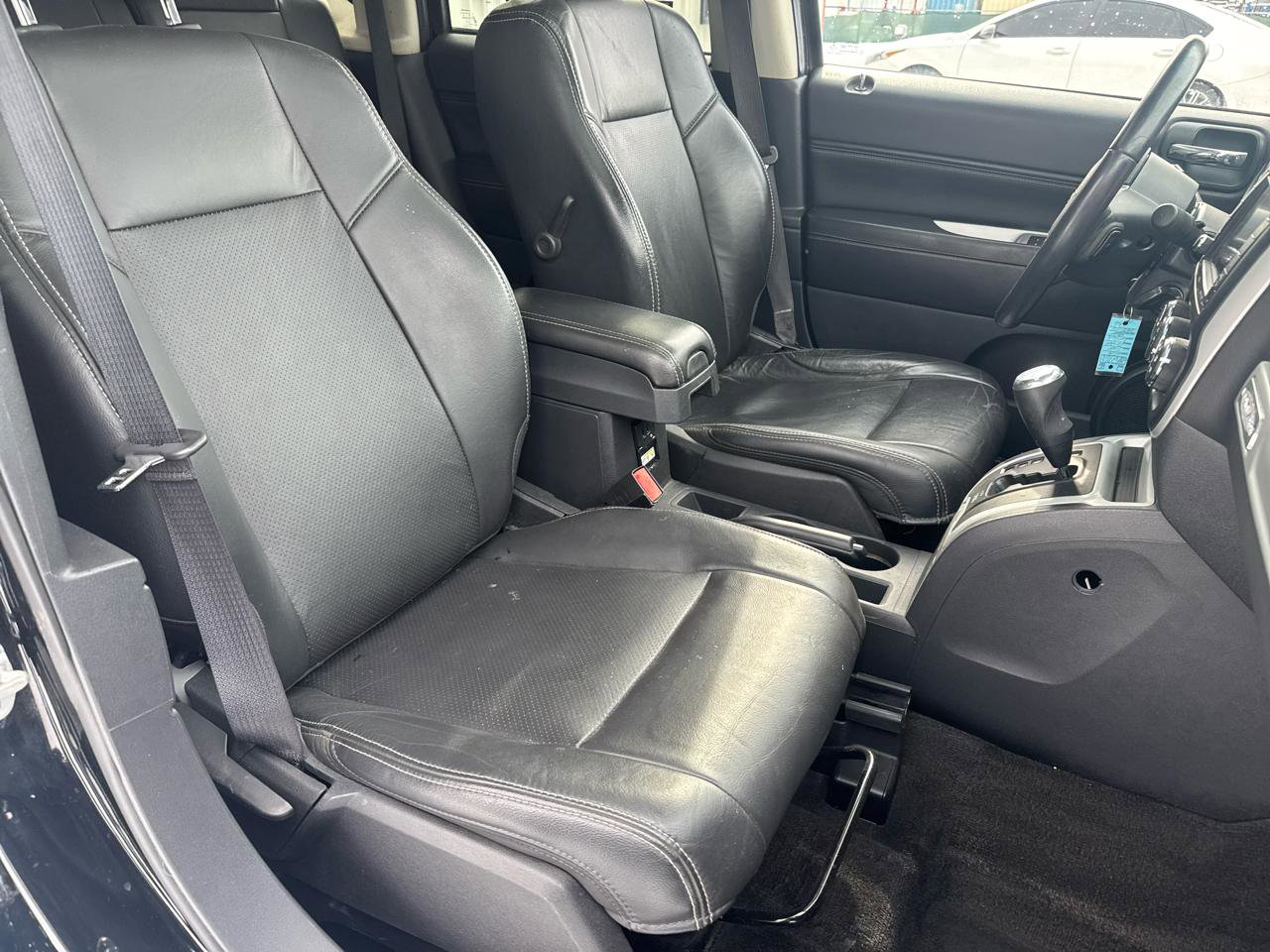 Used 2016 Jeep Compass High Altitude FWD image 19