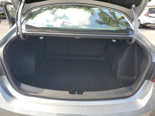 Used 2023 Chevrolet Malibu LT image 12