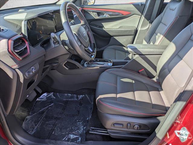 Used 2025 Chevrolet TrailBlazer RS w/ Driver Confidence Package image 16