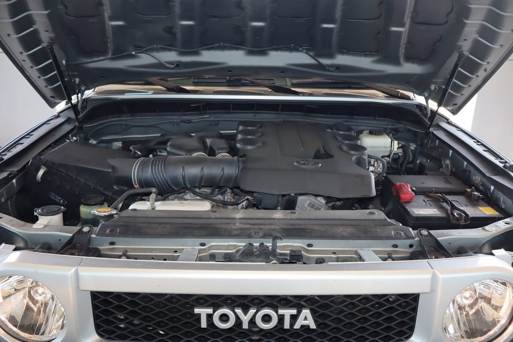 Used 2012 Toyota FJ Cruiser 4WD w/ Upgrade Pkg image 44