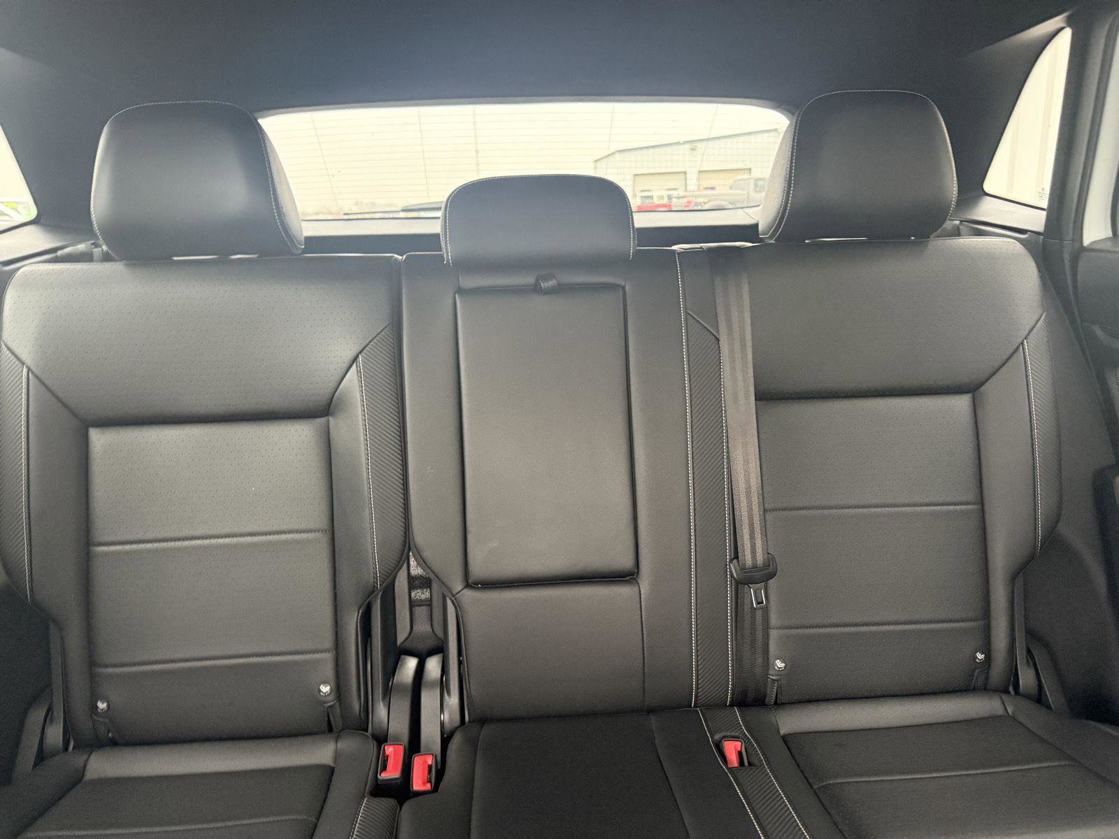 Used 2022 Volkswagen Atlas Cross Sport SE image 24