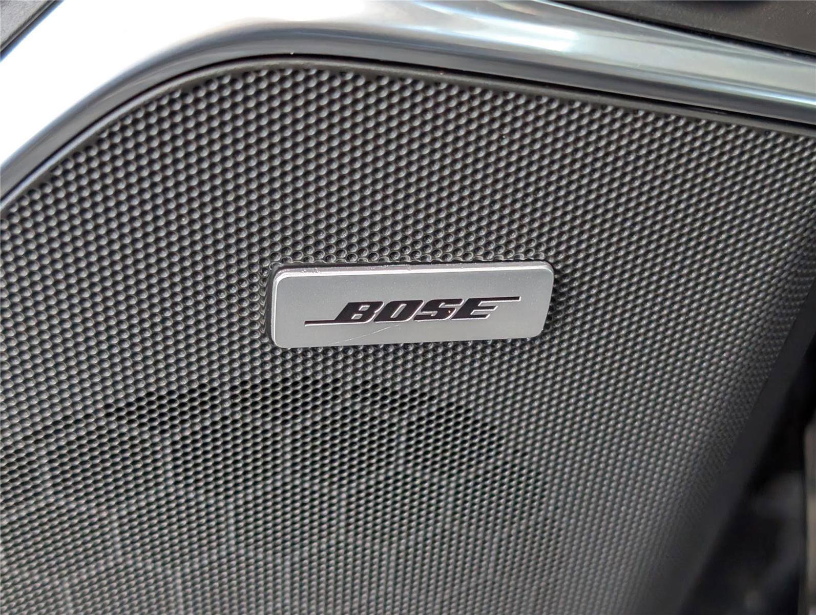 Used 2019 Cadillac Escalade Premium Luxury image 23