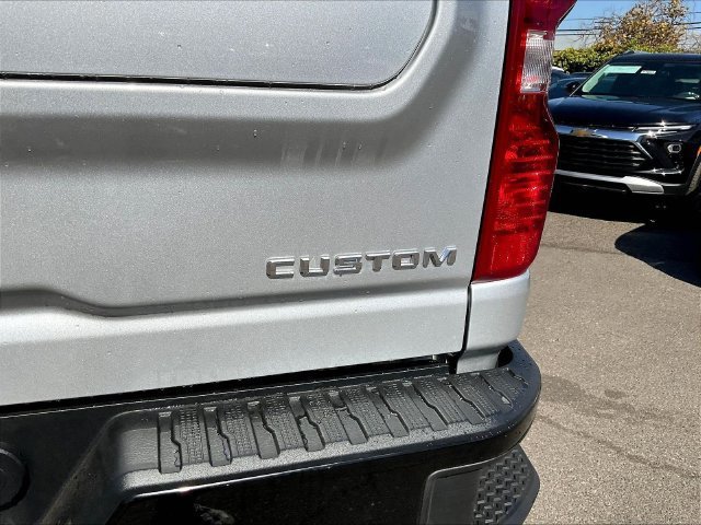 Certified 2022 Chevrolet Silverado 2500 Custom w/ Custom Value Package AWD/4WD image 27