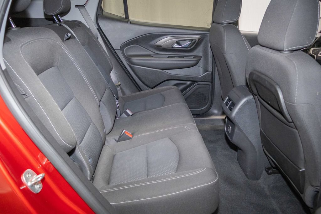Used 2023 GMC Terrain SLE w/ Driver Convenience Package AWD/4WD image 14
