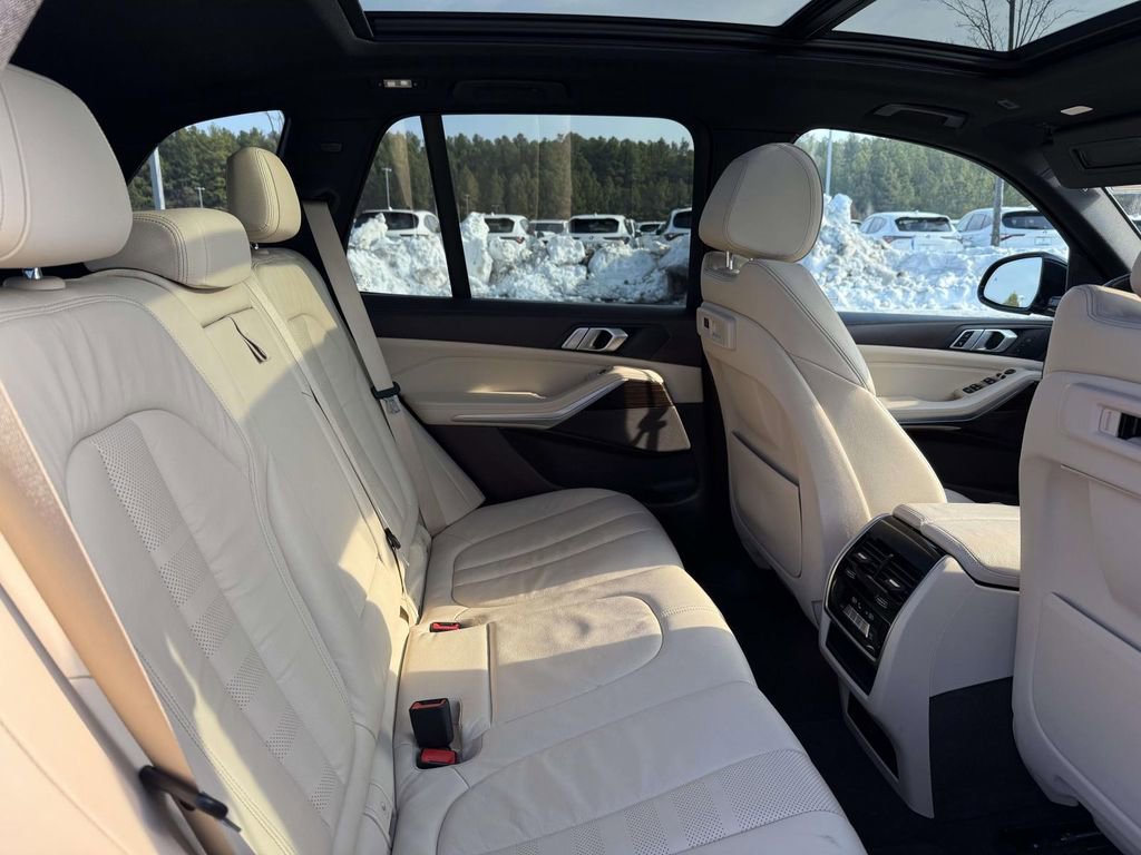 Used 2019 BMW X5 xDrive40i w/ Premium Package 2 image 15
