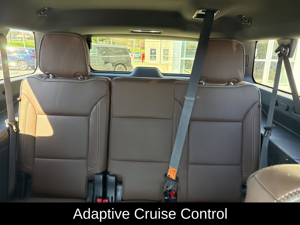 Used 2024 Chevrolet Suburban High Country AWD/4WD image 27