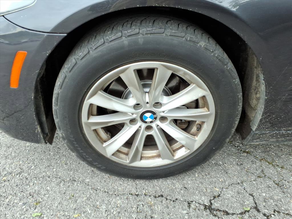 Used 2016 BMW 528i xDrive Sedan AWD/4WD image 4