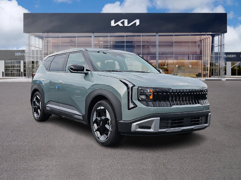 New 2027 Kia Seltos S FWD image 1