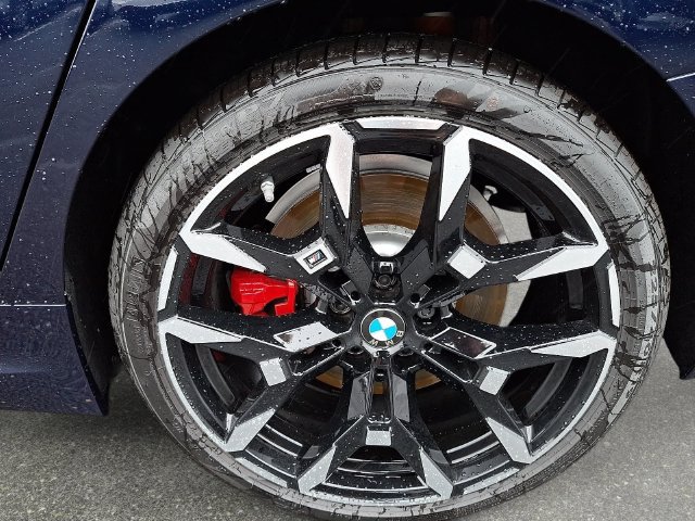 New 2026 BMW 330i xDrive Sedan w/ M Sport Package AWD/4WD image 8