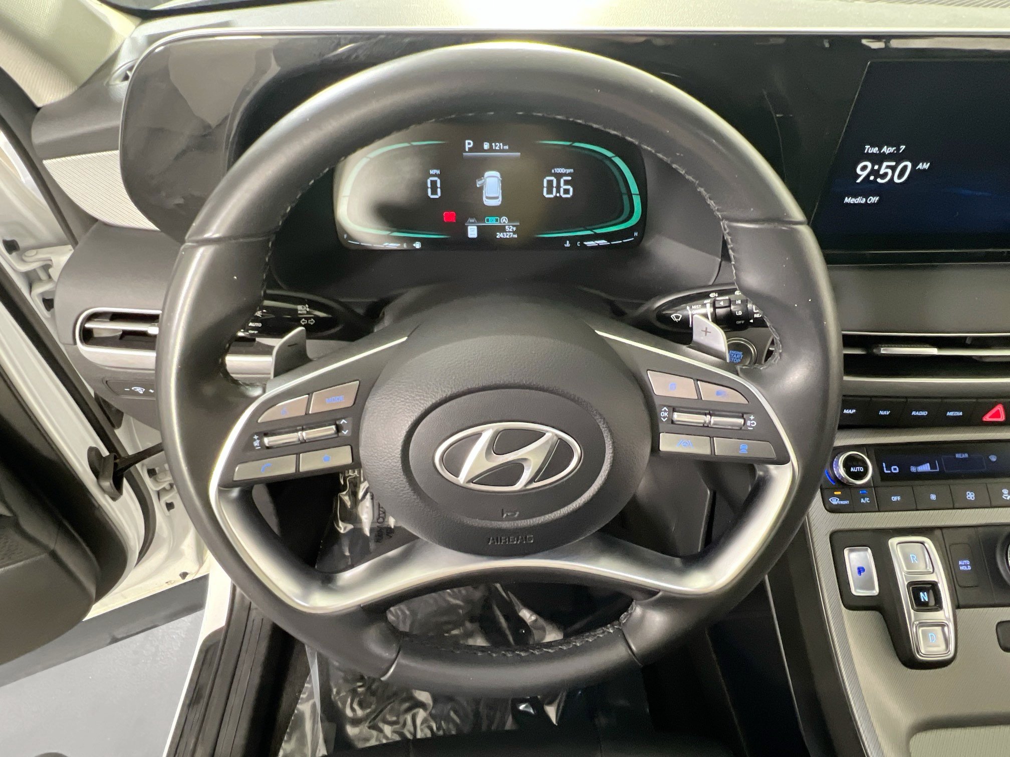 Used 2023 Hyundai Palisade SEL AWD/4WD image 11