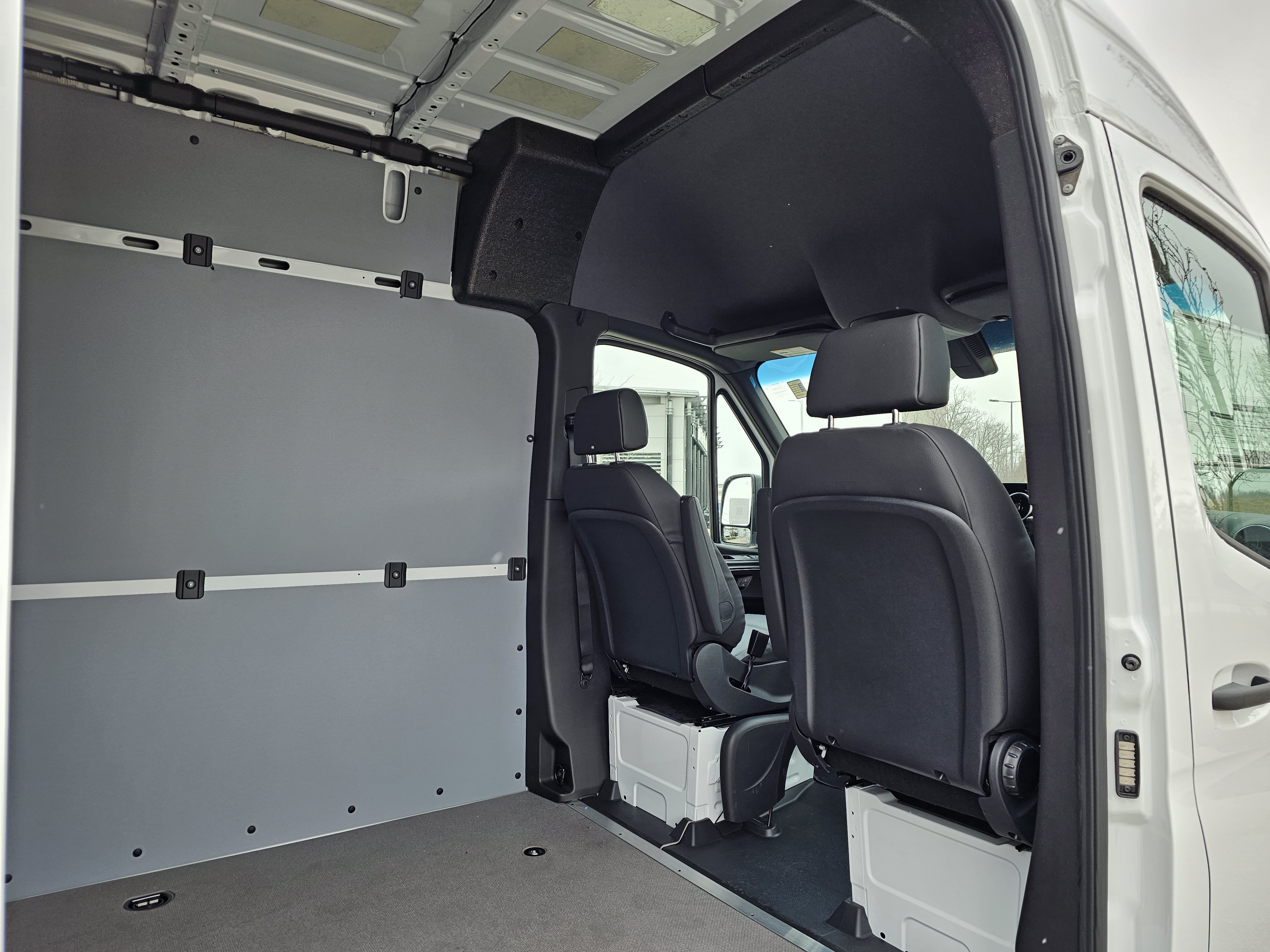 New 2026 Mercedes-Benz Sprinter 2500 image 28