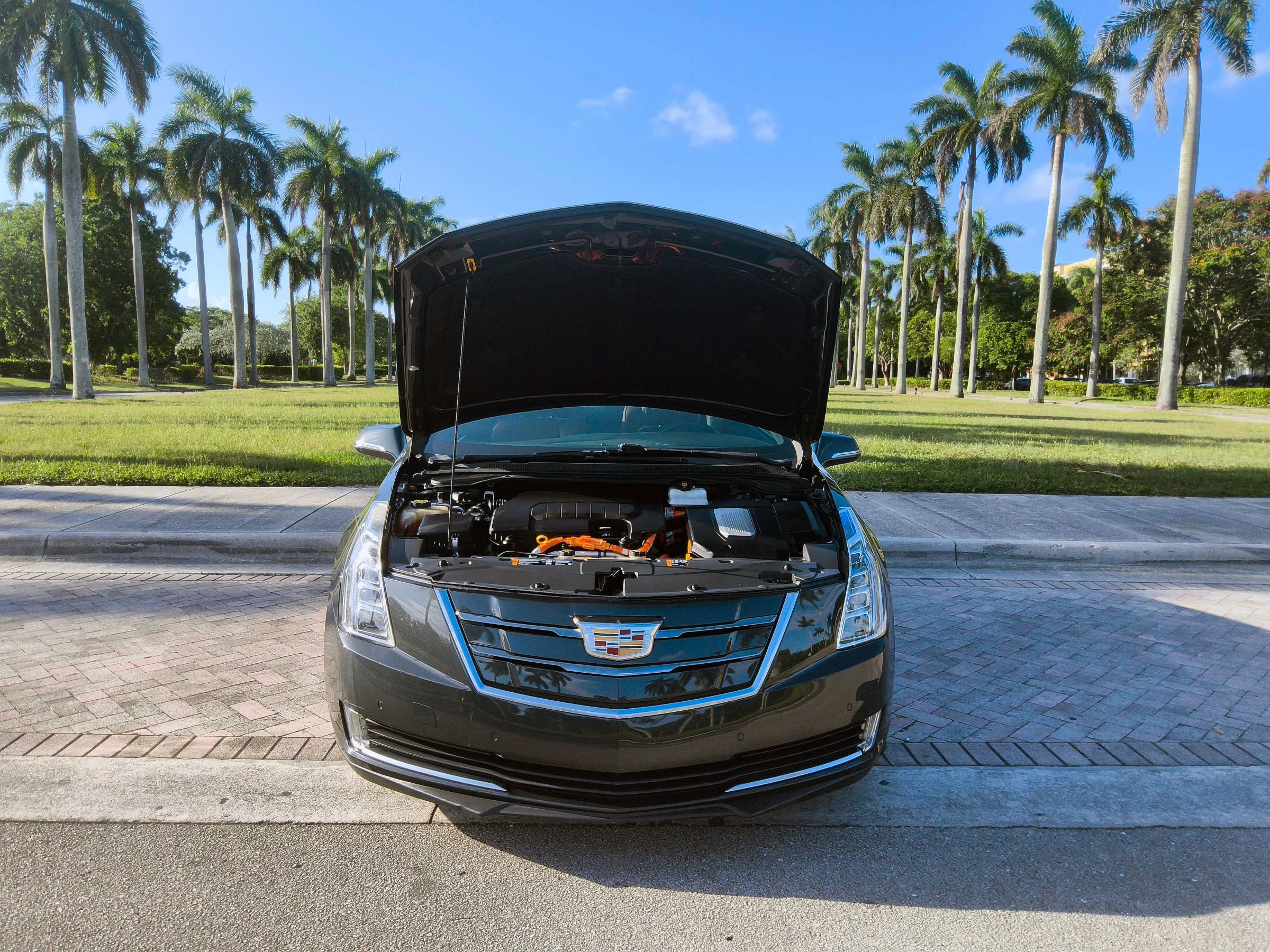 Used 2016 Cadillac ELR FWD image 32