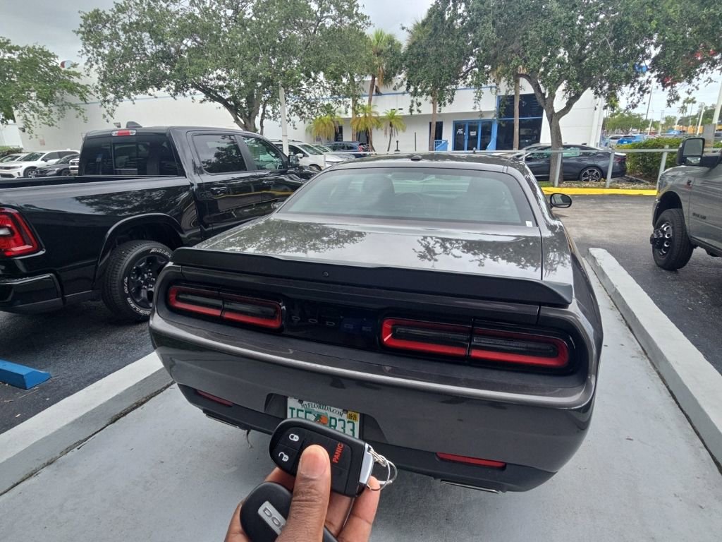 Used 2020 Dodge Challenger SXT w/ Blacktop Package RWD image 7